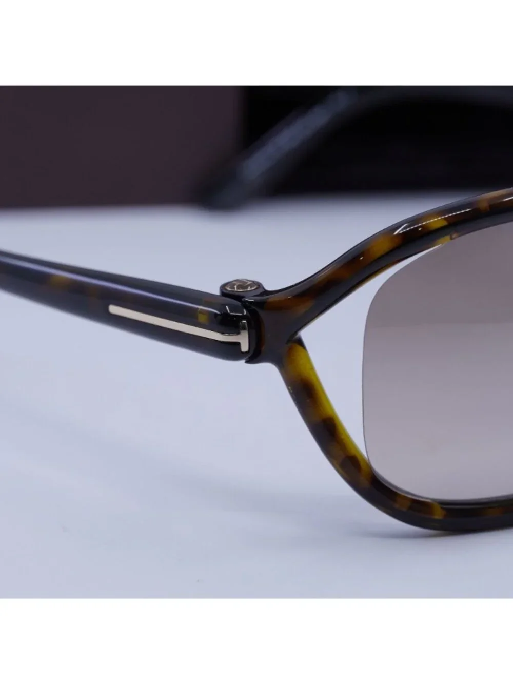 Tom Ford FT1069 52G Fernanda Geometric Sunglasses - Havana / Brown Mirror
